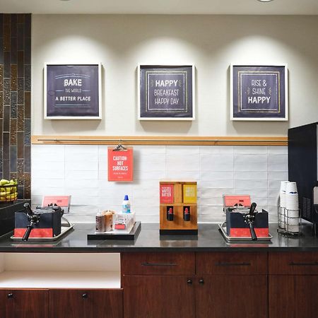 Hampton Inn & Suites Austin-Downtown/Convention Center Экстерьер фото