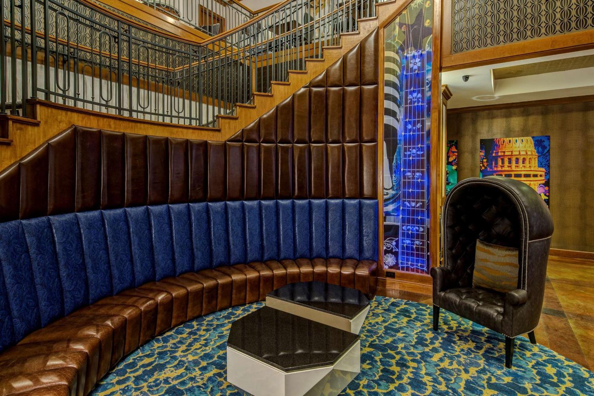 Hampton Inn & Suites Austin-Downtown/Convention Center Экстерьер фото